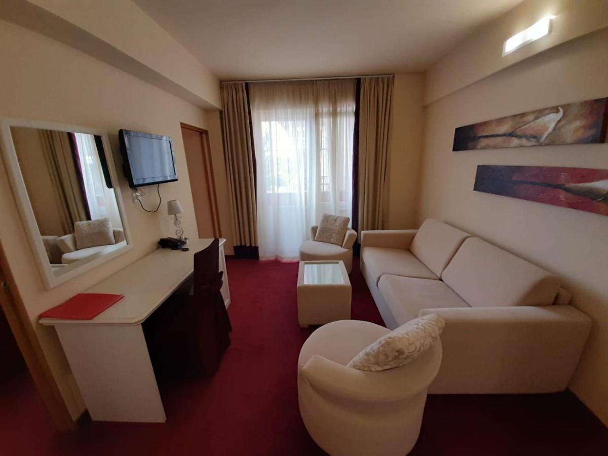 Hotel Garic Garesnica Екстер'єр фото