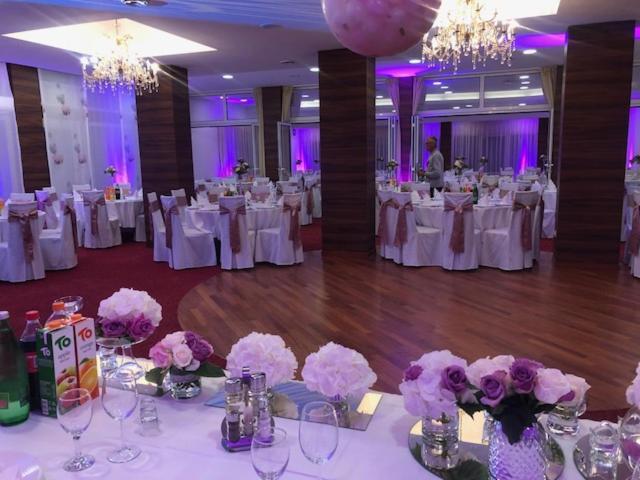 Hotel Garic Garesnica Екстер'єр фото