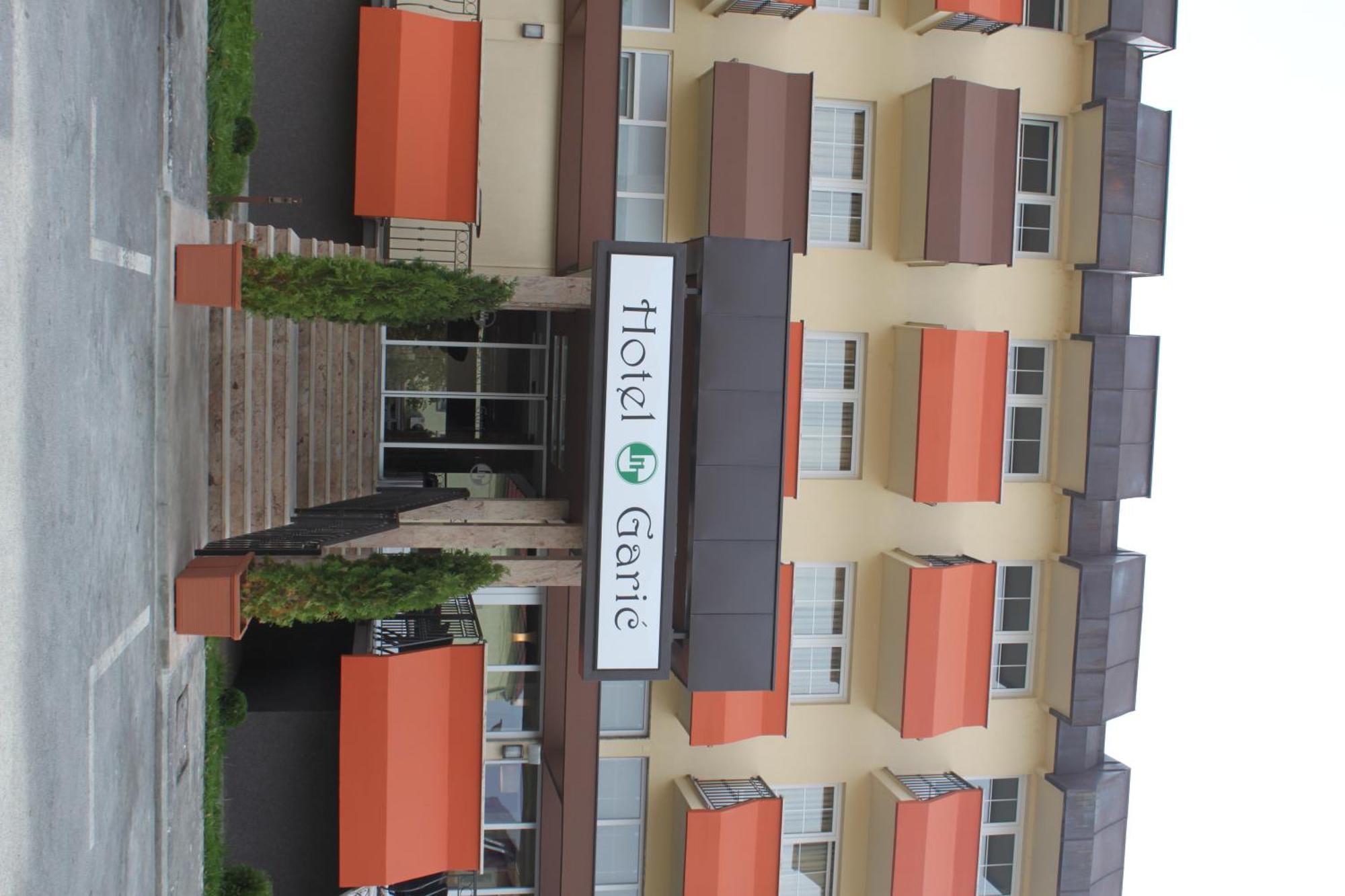 Hotel Garic Garesnica Екстер'єр фото