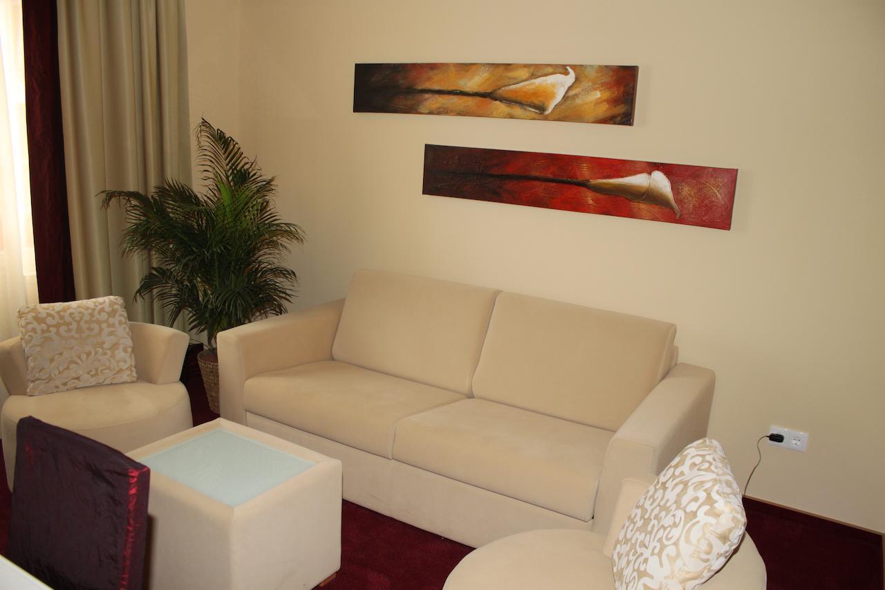 Hotel Garic Garesnica Екстер'єр фото
